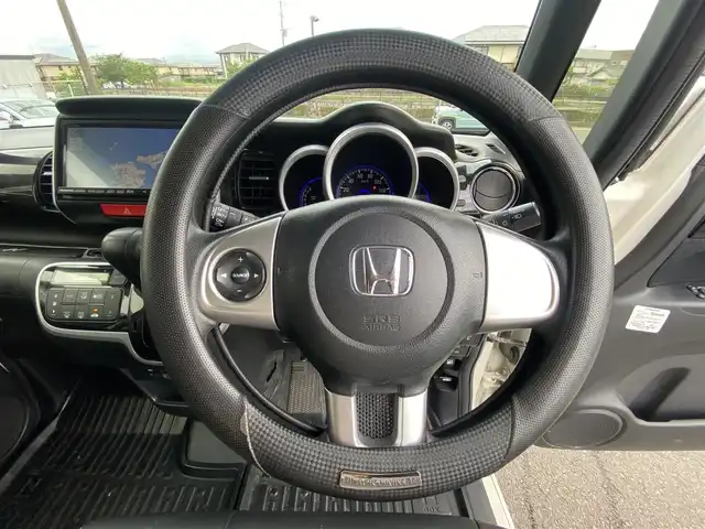 ホンダ Ｎ ＢＯＸ カスタム G Lパッケージ 福岡県 2016(平28)年 8.4万km プレミアムホワイトパールⅡ 社外ナビ/バックカメラ/フルセグ/片側パワースライド/ETC/オートライト/シートカバー