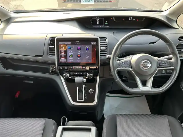 日産 セレナ ハイウェイスター Vセレクション 兵庫県 2017(平29)年 6.9万km ダイヤモンドブラック 社外アルパイン11インチナビ/アラウンドビューモニター/両側パワースライドドア/クルーズコントロール/CD／DVD/Bluetoothオーディオ/ビルトインETC/後席エアコン/パーキングアシスト/LEDヘッドライト/USB端子/純正アルミホイール/スマートキー