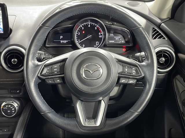 マツダ デミオ XDミストマルーン 広島県 2018(平30)年 1.9万km ディープクリスタルブルーマイカ マツダコネクトナビ/360度ビューモニター/シートヒーター/レーダークルーズコントロール/ブラインドスポットモニター/リヤクロストラフィックアラート/スマートシティブレーキサポート/車線逸脱警報/ハイビームアシスト/誤発進抑制機能/パーキングセンサー/ヘッドアップディスプレイ/パドルシフト/LEDヘッドランプ/ETC/ドライブレコーダー