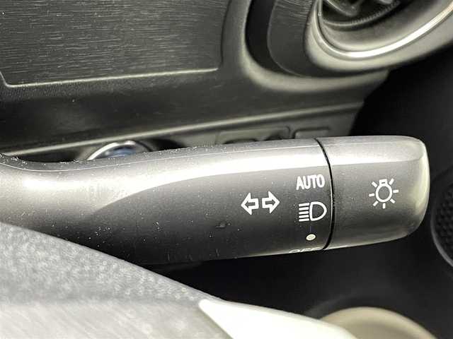 トヨタ アクア G 熊本県 2013(平25)年 5.1万km ブラックマイカ 純正ナビNSCP-W62（ＣＤ・ワンセグ・ＢＴ）/バックカメラ　/社外前後ドライブレコーダー　/前席シートヒーター/横滑り防止　/純正フロアマット　/純正１５インチＡＷ　/オートライト　/フォグランプ　/スマートキー　/プッシュスタート