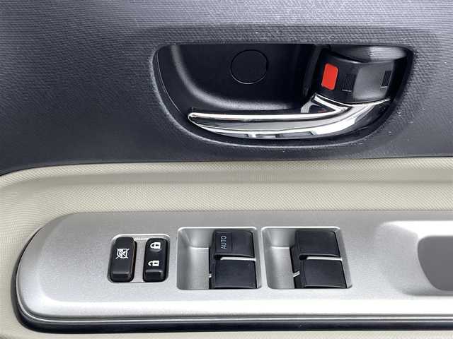 トヨタ アクア G 熊本県 2013(平25)年 5.1万km ブラックマイカ 純正ナビNSCP-W62（ＣＤ・ワンセグ・ＢＴ）/バックカメラ　/社外前後ドライブレコーダー　/前席シートヒーター/横滑り防止　/純正フロアマット　/純正１５インチＡＷ　/オートライト　/フォグランプ　/スマートキー　/プッシュスタート