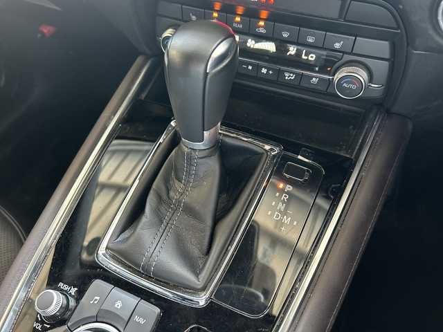 マツダ ＣＸ－８ XD プロアクティブ Sパッケージ 和歌山県 2020(令2)年 5.6万km ジェットブラックマイカ 純正ナビ/フルセグTV/Bluetooth/CD/DVD/AUX/USB/全周囲カメラ/ETC/衝突軽減カメラ/レーンキープアシスト/BSM（ブラインドスポットモニター）/レーダークルーズコントロール/HUD（ヘッドアップディスプレイ）/パワーバックドア/革巻きステアリング/ステアリングヒーター/ステアリングスイッチ/レザーシート/運転席パワーシート/前席シートヒーター/前席シートベンチレーション/LEDヘッドライト/フォグランプ/オートライト/純正19インチAW/スペアタイヤ/ルーフレール/プッシュスタート/スマートキー/スペアキー