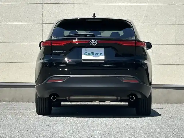 トヨタ ハリアー S 茨城県 2022(令4)年 1.9万km ブラック 純正マルチメディア/・Bluetooth接続/・CDチェンジャー/・USB入力端子/バックガイドモニター/トヨタセーフティセンス/レーダークルーズコントロール/ビルトインETC/LEDオートマチックハイビーム/パドルシフト/純正１７インチアルミホイール/純正フロアマット/レーントレーシングアシスト/アダプティブハイビームシステム