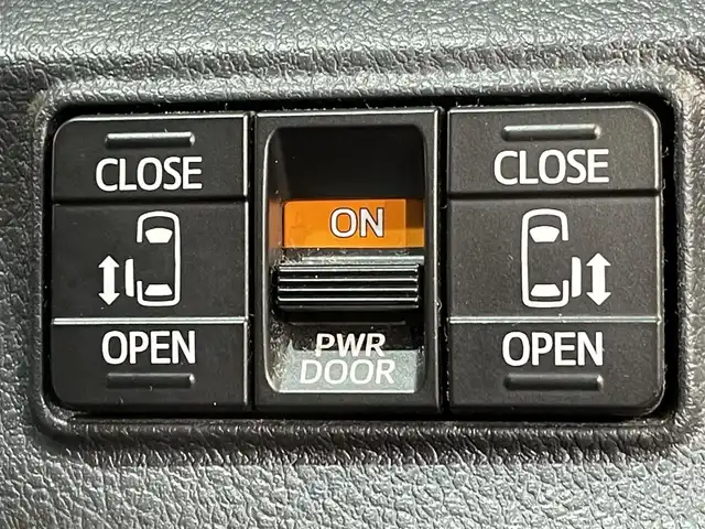 トヨタ シエンタ ファンベースG 愛知県 2019(平31)年 5.9万km ヴィンテージブラウンパールクリスタルシャイン/ホワイトパールクリスタルシャイン KENWOODナビ/衝突軽減ブレーキ/両側電動スライドドア/LEDヘッドライト/ETC/バックカメラ/ドライブレコーダー/フルセグTV/Bluetooth/コーナーセンサー/レーンキープアシスト/オートハイビーム/プッシュスタート/USB接続/スマートキー/CD/DVD再生/アイドリングストップ/ミュージックサーバー/ミュージックプレイヤー接続/フロアマット/禁煙車/ウィンカーミラー/電動格納ミラー/ヘッドライトレベライザー/パーキングサポートブレーキ/先行車発進/横滑り防止装置