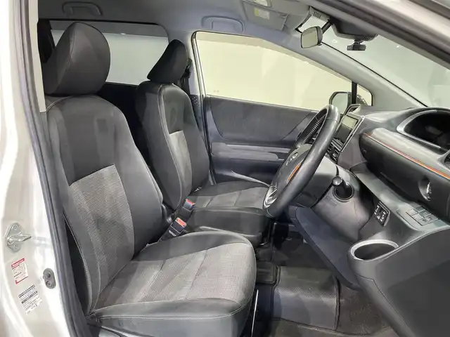 トヨタ シエンタ ファンベースG 愛知県 2019(平31)年 5.9万km ヴィンテージブラウンパールクリスタルシャイン/ホワイトパールクリスタルシャイン KENWOODナビ/衝突軽減ブレーキ/両側電動スライドドア/LEDヘッドライト/ETC/バックカメラ/ドライブレコーダー/フルセグTV/Bluetooth/コーナーセンサー/レーンキープアシスト/オートハイビーム/プッシュスタート/USB接続/スマートキー/CD/DVD再生/アイドリングストップ/ミュージックサーバー/ミュージックプレイヤー接続/フロアマット/禁煙車/ウィンカーミラー/電動格納ミラー/ヘッドライトレベライザー/パーキングサポートブレーキ/先行車発進/横滑り防止装置