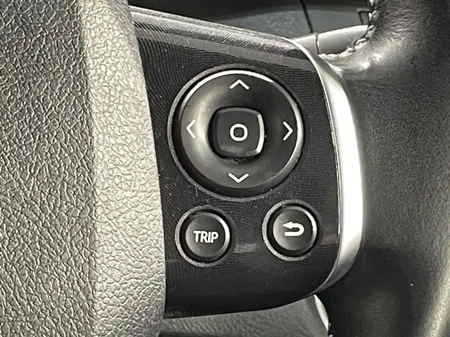 トヨタ シエンタ ファンベースG 愛知県 2019(平31)年 5.9万km ヴィンテージブラウンパールクリスタルシャイン/ホワイトパールクリスタルシャイン KENWOODナビ/衝突軽減ブレーキ/両側電動スライドドア/LEDヘッドライト/ETC/バックカメラ/ドライブレコーダー/フルセグTV/Bluetooth/コーナーセンサー/レーンキープアシスト/オートハイビーム/プッシュスタート/USB接続/スマートキー/CD/DVD再生/アイドリングストップ/ミュージックサーバー/ミュージックプレイヤー接続/フロアマット/禁煙車/ウィンカーミラー/電動格納ミラー/ヘッドライトレベライザー/パーキングサポートブレーキ/先行車発進/横滑り防止装置