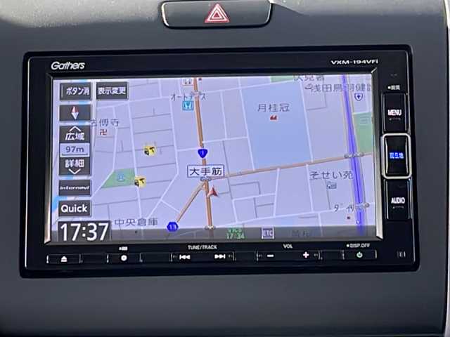 ホンダ フリード ハイブリット G ホンダセンシング 京都府 2019(令1)年 3.4万km プレミアムスパークルブラックパール 純正SDナビ/  GathersVXM-194VFi/AM/FM/CD/DVD/Bluetooth/AUX/iPod/フルセグTV/　(走行視聴不可)/バックカメラ/USB入力端子/オートエアコン/両側電動スライドドア/レーダークルーズコントロール/ホンダセンシング/誤発進抑制機能/歩行者事故低減ステアリング/車線維持支援システム/路外逸脱抑制機能/先行車発進お知らせ機能/標識認識機能/LEDヘッドライト/ビルトインETC/ウィンカーミラー/ウォークスルー/3列シート/社外フロアマット/センターテーブル/Cパッケージ/ロールサンシェード/プラズマクラスター/コンフォートビューパッケージ/ヒーテッドドアミラー/熱線入りフロントウィンド/盗難防止装置/オートライト/Wエアバッグ/ECON/電動格納ミラー/取扱説明書/保証書