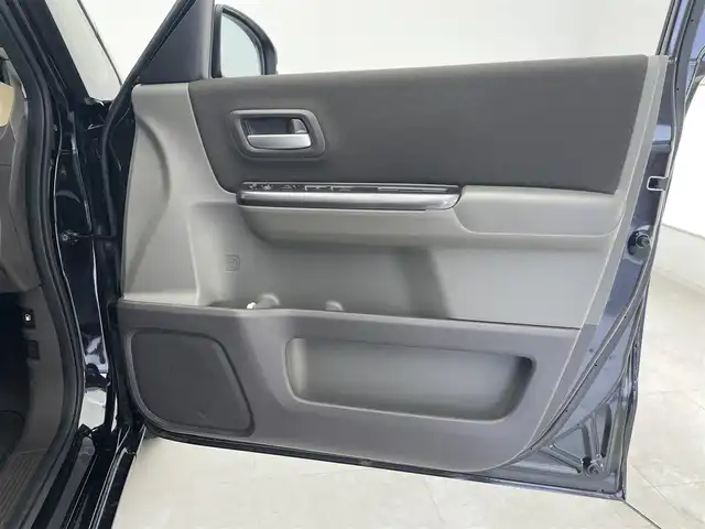 ホンダ フリード ハイブリット G ホンダセンシング 千葉県 2019(令1)年 3.4万km プレミアムスパークルブラックパール 純正7型SDナビ/フルセグTV/Bluetooth/CD/DVD/バックカメラ/USB入力端子/両側電動スライドドア/レーダークルーズコントロール/ホンダセンシング/誤発進抑制機能/歩行者事故低減ステアリング/車線維持支援システム/路外逸脱抑制機能/先行車発進お知らせ機能/標識認識機能/LEDヘッドライト/ビルトインETC/ウィンカーミラー/ウォークスルー/社外フロアマット/ロールサンシェード/プラズマクラスター/コンフォートビューパッケージ/ヒーテッドドアミラー/ワイパーデアイサー