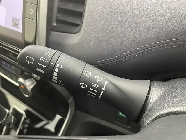 日産 セレナ ハイウェイスター V 岡山県 2020(令2)年 3.5万km パール セーフティーパックA/・インテリジェントアラウンドビューモニター/・誤発信抑制機能/純正10インチナビ（MM319D-L）/・FM/AM/Bluetooth/フルセグ/CD/DVD/純正11インチフリップダウンモニター/ハンズフリー付両側パワースライドドア/インテリジェントエマージェンシーブレーキ/車線維持支援システム/クルーズコントロール/BSM/前後ドライブレコーダー/ビルトインETC/後席サンシェイド/シートバックテーブル/ドアバイザー/純正16インチアルミ/純正フロアマット