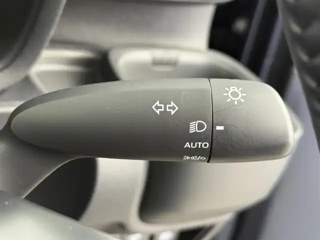 トヨタ シエンタ ハイブリッド Z 愛知県 2024(令6)年 1.5万km 黒 純正10インチディスプレイオーディオ/バックカメラ/フルセグTV/トヨタセーフティセンス/プリクラッシュセーフティ/クルーズコントロール/横滑り防止装置/コーナーセンサー/レーンキープアシスト/オートライト/オートマチックハイビーム/LEDヘッドライト/ブラインドスポットモニター/両側パワースライドドア/ETC2.0/純正15インチアルミホイール/純正フロアマット/プッシュスタート/スマートキー