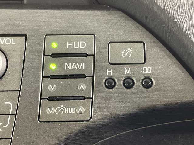 トヨタ プリウス G ツーリングセレクション 福岡県 2012(平24)年 8.8万km ホワイトパールクリスタルシャイン 純正HDDナビ/・CD/DVD/USB/フルセグTV/・バックモニター/ETC/クルーズコントロール/プッシュスタート/スマートキー/ハーフレザーシート/純正17インチアルミホイール/純正フロアマット