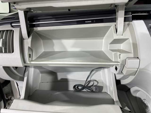 トヨタ プリウス G ツーリングセレクション 福岡県 2012(平24)年 8.8万km ホワイトパールクリスタルシャイン 純正HDDナビ/・CD/DVD/USB/フルセグTV/・バックモニター/ETC/クルーズコントロール/プッシュスタート/スマートキー/ハーフレザーシート/純正17インチアルミホイール/純正フロアマット