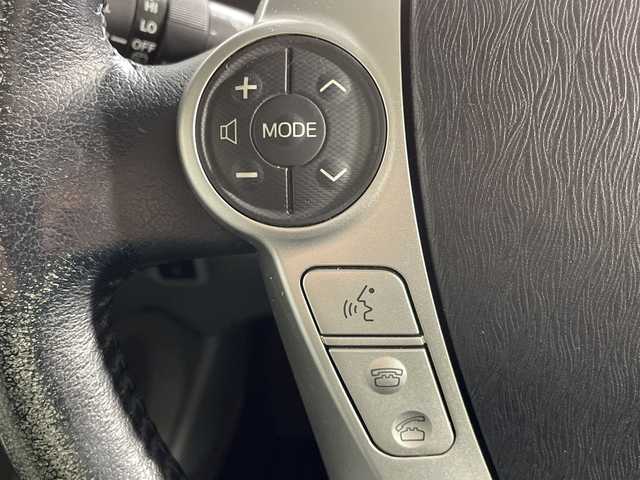 トヨタ プリウス G ツーリングセレクション 福岡県 2012(平24)年 8.8万km ホワイトパールクリスタルシャイン 純正HDDナビ/・CD/DVD/USB/フルセグTV/・バックモニター/ETC/クルーズコントロール/プッシュスタート/スマートキー/ハーフレザーシート/純正17インチアルミホイール/純正フロアマット