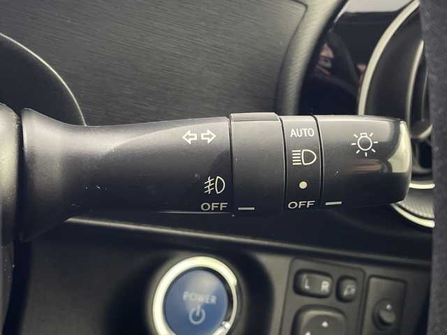 トヨタ アクア S スタイルブラック 岐阜県 2021(令3)年 4.9万km ダークブルーマイカ 純正7インチナビ/　(AM/FM/CD/DVD/Bluetooth/フルセグTV)/パノラミックビューモニター/トヨタセーフティセンス/プリクラッシュセーフティ/レーンディパーチャーアラート/オートマチックハイビーム/コーナーセンサー/パーキングサポートブレーキ/LEDヘッドライト/フォグランプ/スマートキー/スペアキー/電格ミラー/純正フロアマット