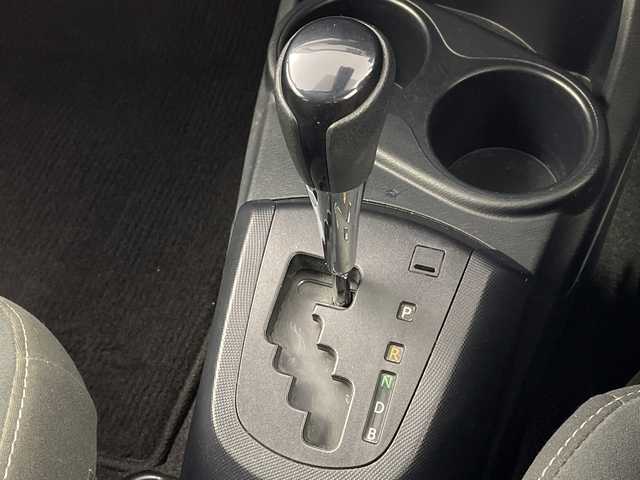 トヨタ アクア S スタイルブラック 岐阜県 2021(令3)年 4.9万km ダークブルーマイカ 純正7インチナビ/　(AM/FM/CD/DVD/Bluetooth/フルセグTV)/パノラミックビューモニター/トヨタセーフティセンス/プリクラッシュセーフティ/レーンディパーチャーアラート/オートマチックハイビーム/コーナーセンサー/パーキングサポートブレーキ/LEDヘッドライト/フォグランプ/スマートキー/スペアキー/電格ミラー/純正フロアマット