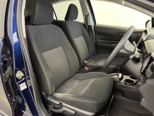 トヨタ アクア S スタイルブラック 岐阜県 2021(令3)年 4.9万km ダークブルーマイカ 純正7インチナビ/　(AM/FM/CD/DVD/Bluetooth/フルセグTV)/パノラミックビューモニター/トヨタセーフティセンス/プリクラッシュセーフティ/レーンディパーチャーアラート/オートマチックハイビーム/コーナーセンサー/パーキングサポートブレーキ/LEDヘッドライト/フォグランプ/スマートキー/スペアキー/電格ミラー/純正フロアマット