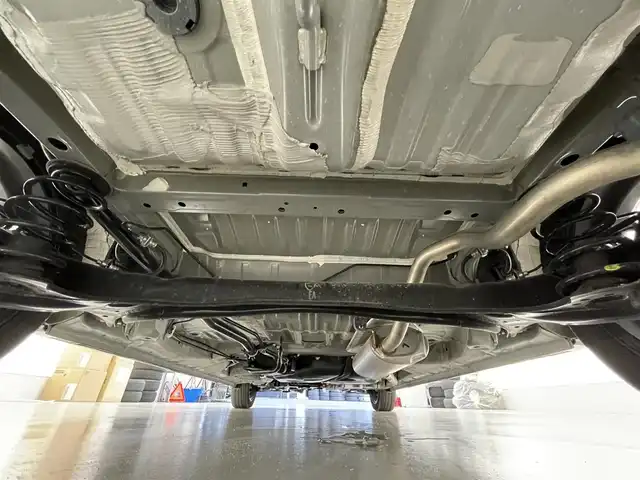 ホンダ Ｎ ＢＯＸ カスタム ターボ コーディネートS 滋賀県 2024(令6)年 0.9万km グレーⅡ 純正8型ナビ/（BT/フルセグTV/USB）/ホンダセンシング/・衝突軽減ブレーキ（CMBS）/・先行車発進お知らせ機能/・歩行者事故低減ステアリング/・路外逸脱抑制機能/・標識認識機能/・渋滞追従機能付アダプティブクルーズコントロール（ACC）/・車線維持支援システム（LKAS）/・誤発進抑制機能/・後方誤発進抑制機能/・近距離衝突軽減ブレーキ/・急アクセル抑制機能/・パーキングセンサーシステム/・オートハイビーム/バックカメラ/ビルトインETC/両側パワースライドドア/前席シートヒーター/パドルシフト/電動パーキングブレーキ/LEDヘッドライト/純正フロアマット/純正15インチAW