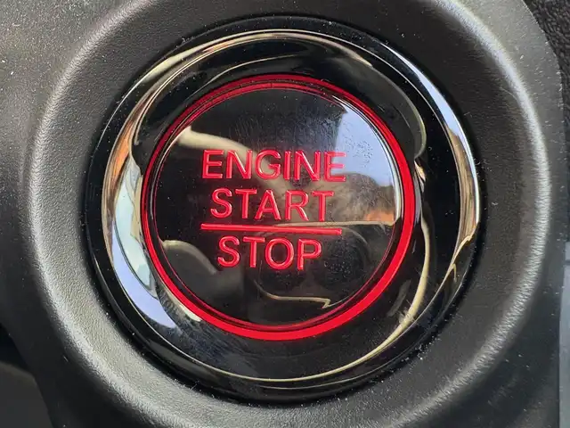 ホンダ Ｎ ＢＯＸ カスタム ターボ コーディネートS 滋賀県 2024(令6)年 0.9万km グレーⅡ 純正8型ナビ/（BT/フルセグTV/USB）/ホンダセンシング/・衝突軽減ブレーキ（CMBS）/・先行車発進お知らせ機能/・歩行者事故低減ステアリング/・路外逸脱抑制機能/・標識認識機能/・渋滞追従機能付アダプティブクルーズコントロール（ACC）/・車線維持支援システム（LKAS）/・誤発進抑制機能/・後方誤発進抑制機能/・近距離衝突軽減ブレーキ/・急アクセル抑制機能/・パーキングセンサーシステム/・オートハイビーム/バックカメラ/ビルトインETC/両側パワースライドドア/前席シートヒーター/パドルシフト/電動パーキングブレーキ/LEDヘッドライト/純正フロアマット/純正15インチAW