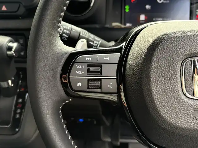 ホンダ Ｎ ＢＯＸ カスタム ターボ コーディネートS 滋賀県 2024(令6)年 0.9万km グレーⅡ 純正8型ナビ/（BT/フルセグTV/USB）/ホンダセンシング/・衝突軽減ブレーキ（CMBS）/・先行車発進お知らせ機能/・歩行者事故低減ステアリング/・路外逸脱抑制機能/・標識認識機能/・渋滞追従機能付アダプティブクルーズコントロール（ACC）/・車線維持支援システム（LKAS）/・誤発進抑制機能/・後方誤発進抑制機能/・近距離衝突軽減ブレーキ/・急アクセル抑制機能/・パーキングセンサーシステム/・オートハイビーム/バックカメラ/ビルトインETC/両側パワースライドドア/前席シートヒーター/パドルシフト/電動パーキングブレーキ/LEDヘッドライト/純正フロアマット/純正15インチAW