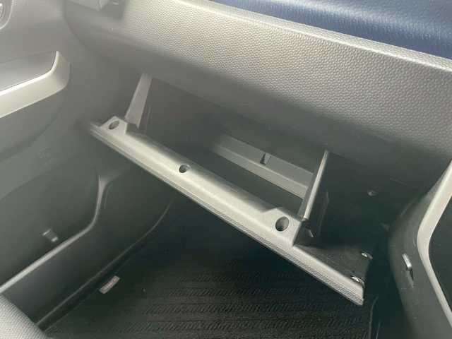 トヨタ タンク カスタムG－T 宮崎県 2017(平29)年 6.1万km ブラックマイカメタリック 純正ナビ/CD　FM　AM　Bluetooth/フルセグTV/両側パワースライドドア/フロント、リア　モデリスタエアロ/運転席、助手席シートヒーター/全周囲カメラ/LEDライト/オートライト/クルーズコントロール/純正15インチアルミホイール/オートエアコン