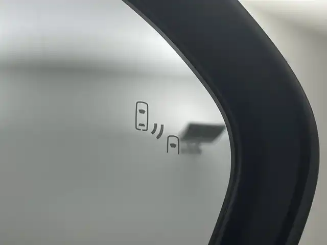 トヨタ シエンタ ハイブリッド G 埼玉県 2023(令5)年 1.8万km アーバンカーキ 純正１０．５型ナビ　両側電動スライドドア　全方位カメラ　シートヒーター　ＢＳＭ　ＬＥＤヘッドライト　ＥＴＣ２．０　追従走行　フルセグＴＶ　ウォークスルー　衝突被害軽減　オートハイビーム　ステアリングヒーター