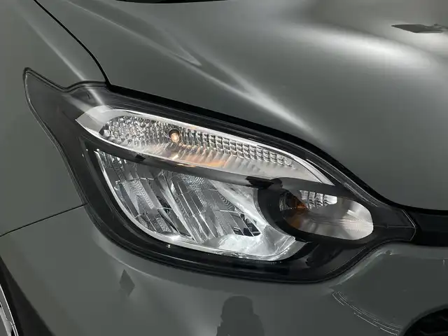 トヨタ シエンタ ハイブリッド G 埼玉県 2023(令5)年 1.8万km アーバンカーキ 純正１０．５型ナビ　両側電動スライドドア　全方位カメラ　シートヒーター　ＢＳＭ　ＬＥＤヘッドライト　ＥＴＣ２．０　追従走行　フルセグＴＶ　ウォークスルー　衝突被害軽減　オートハイビーム　ステアリングヒーター