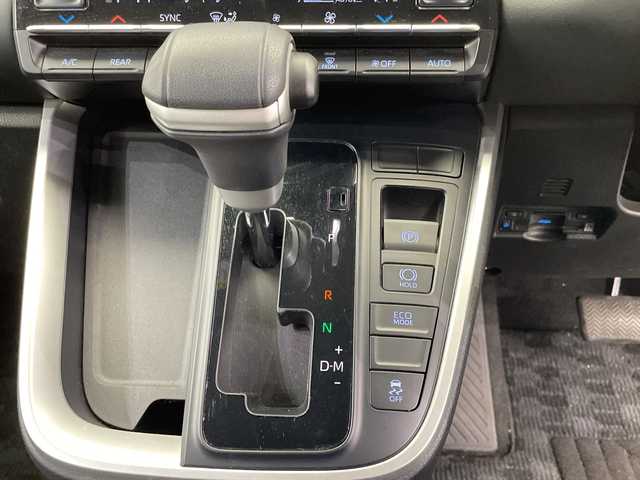 トヨタ ヴォクシー S－Z 栃木県 2022(令4)年 2.3万km アティチュードブラックマイカ モデリスタエアロ/純正10.5インチナビ/(フルセグTV・Bluetooth・CD・DVD・USB)/バックカメラ/前後ドライブレコーダー/トヨタセーフティセンス/ ・プリクラッシュセーフティ/ ・レーンキープアシスト/ ・オートハイビーム/ ・オートクルーズコントロール/前後コーナーセンサー/ブラインドスポットモニター/両側パワースライドドア/ビルトインETC2.0/ハーフレザーシート/前席シートヒーター/LEDヘッドライト/オートライト/電動パーキングブレーキ/オートホールド/スマートキー