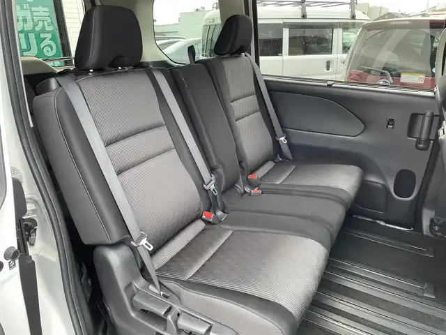 日産 セレナ ハイウェイスター V 島根県 2021(令3)年 7.3万km ブリリアントホワイトパール プロパイロット /純正10インチナビ/CD/DVD/Blu-ray/DTV/Bluetooth/アラウンドビューモニター/デジタルインナーミラー /両側パワースライドドア /LEDオートライト/オートハイビーム/コーナーセンサー/BSM/ステアリングスイッチ/後席エアコン/スマートキー/スペアキー /プッシュスタート /ドライブレコーダー/ビルトインETC/フロアマット