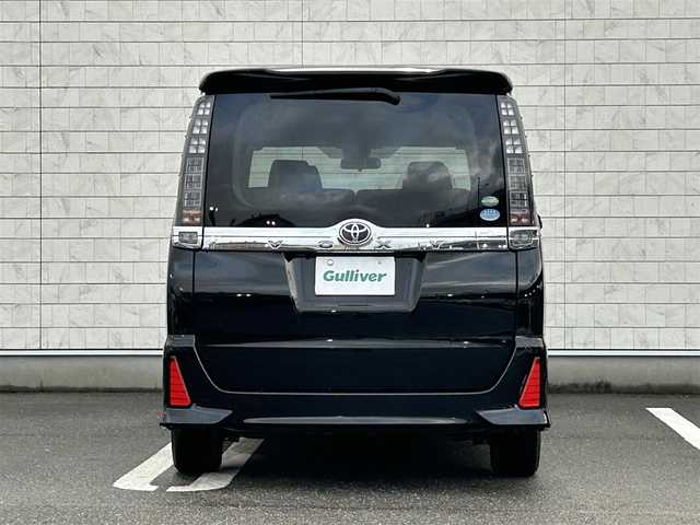 トヨタ ヴォクシー ZS 煌Ⅱ 福岡県 2016(平28)年 4.1万km ブラック 純正10型SDナビ(フルセグTV/CD/DVD/BT)バックモニタートヨタセーフティセンスレーンキープアシストオートマチックハイビーム両側パワスラETC純正LEDヘッドライト純正フロアマット純正16インチアルミホイールプッシュスタートスマートキー