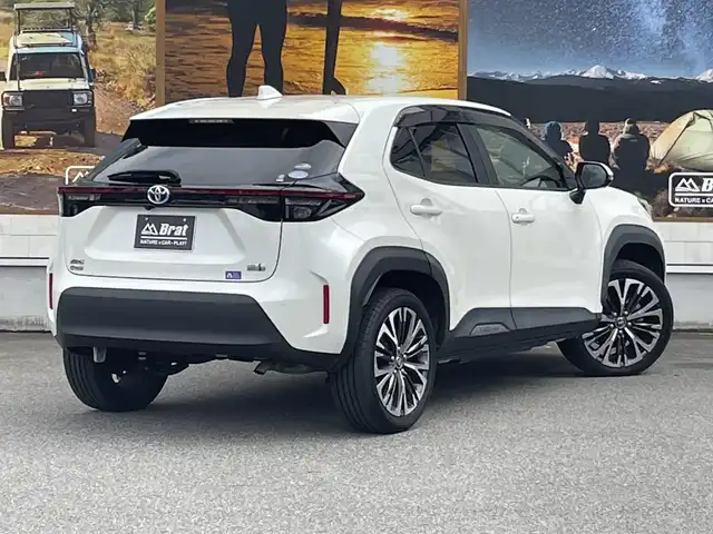 トヨタ ヤリスクロス ハイブリッド Z 愛知県 2020(令2)年 5.5万km ホワイトパールクリスタルシャイン トヨタセーフティセンス　/レーダークルーズコントロール/純正18インチアルミホイール/ナビ　/フルセグＴＶ　/バックカメラ　/ビルトインＥＴＣ　/シートヒーター　/運転席パワーシート　/パワーバックドア　/プッシュスタート　/スマートキー