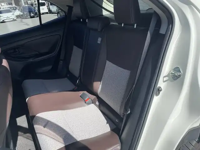 トヨタ ヤリスクロス ハイブリッド Z 愛知県 2020(令2)年 5.5万km ホワイトパールクリスタルシャイン トヨタセーフティセンス　/レーダークルーズコントロール/純正18インチアルミホイール/ナビ　/フルセグＴＶ　/バックカメラ　/ビルトインＥＴＣ　/シートヒーター　/運転席パワーシート　/パワーバックドア　/プッシュスタート　/スマートキー