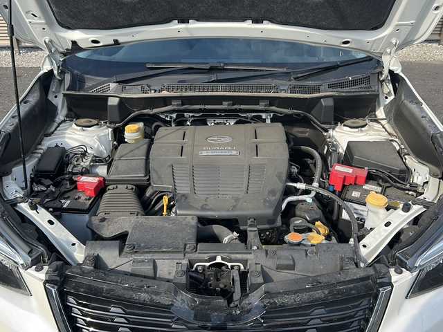 スバル フォレスター ハイブリッド アドバンス 千葉県 2018(平30)年 3.8万km クリスタルホワイトP ４WD/純正ナビ/フルセグTV/CD/DVD/Bluetooth/ETC/バックカメラ/サイドカメラ/レダークルーズコントロール/全席シートヒーター/ステアリングヒーター/アイサイト/プリクラッシュブレーキ/AT誤発進抑制制御・後退抑制制御/アクティブレーンキープ/ふらつき警報/車線逸脱警報/オートライト/LEDヘッドライト/プッシュスタート/スマートキー/スペアキー１本/ステアリングスイッチ/純正フロアマット/取扱説明書