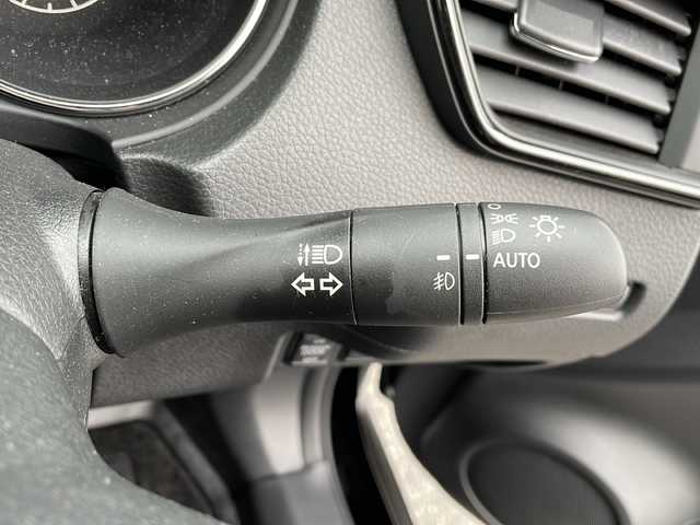 日産 エクストレイル 20Xi 岐阜県 2020(令2)年 2.8万km ダイヤモンドブラック 登録時走行距離：27606km/ワンオーナー/保証書/取扱説明書/純正８インチSDナビ（MM520D-L）/BT/アラウンドビューモニター/４WD/プロパイロット/クルーズコントロール（追従付き）/衝突被害軽減システム/前後コーナーセンサー/前後ドライブレコーダー/パワーバックドア/インテリジェントルームミラー/ETC/レザーシート/パワーシート/シートヒーター/オートライト/LEDヘッドライト/プッシュスタート/スマートキー/ルーフレール/純正16インチアルミホイール