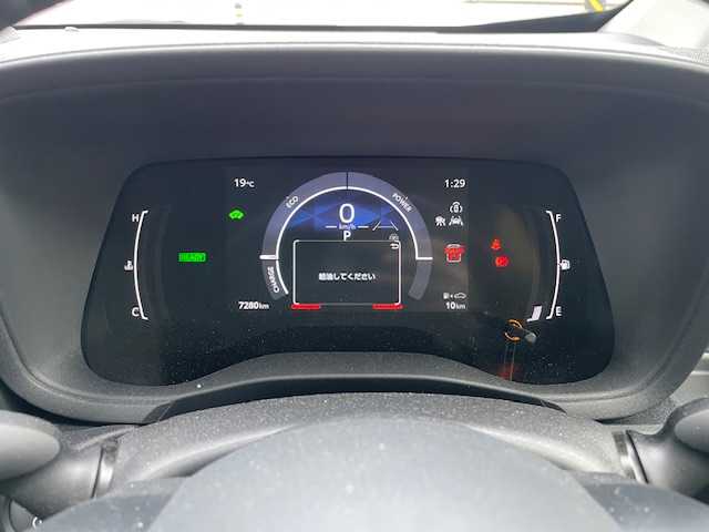 トヨタ シエンタ ハイブリッド Z 神奈川県 2024(令6)年 0.8万km ブラック ワンオーナー/純正１０型ディスプレィオーディオナビ＆フルセグ/・BluetoothAudio/USB/・AppleCarPlay＆AndroidAuto/アラウンドビューモニター/ブラインドスポットモニター/純正ＬＥＤヘッドライト/両側パワースライドドア/ドライブレコーダー/リアサーキューレーター/セーフティセンス/（衝突回避支援パッケージ）/・プリクラッシュセーフティ/・レーンディパーチャーアラート/・レーダークルーズコントロール/・レーントレーンシングアシスト/・アダプティブハイビームアシスト/・発進遅れ告知機能/プッシュエンジンスタート/スマートキー/保証書＆取説/ドアバイザー/ETC