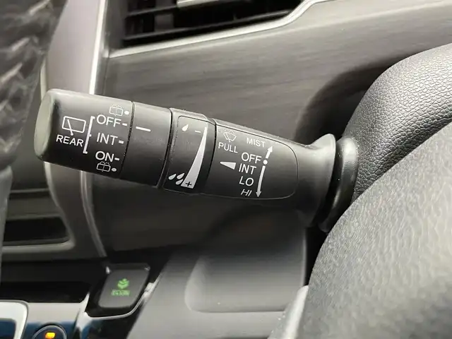 ホンダ フリード＋ ハイブリット G ホンダセンシング 千葉県 2020(令2)年 6.2万km プラチナホワイトパール 純正メモリナビ/バックカメラ/フルセグTV/Bluetooth/衝突被害軽減システム/車線逸脱警報/クルーズコントロール/ハーフレザーシート/両側パワースライドドア/横滑り防止装置/ETC/ドライブレコーダー/アイドリングストップ/LEDヘッドライト/オートライト/ウィンカーミラー/電動格納ミラー/純正15インチAW/シートヒーター/シートリフター/プッシュスタート/スマートキー/フロアマット/ドアバイザー/スペアキー/取扱説明書/保証書
