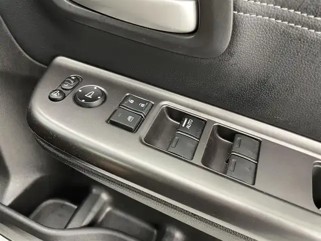 ホンダ フリード＋ ハイブリット G ホンダセンシング 千葉県 2020(令2)年 6.2万km プラチナホワイトパール 純正メモリナビ/バックカメラ/フルセグTV/Bluetooth/衝突被害軽減システム/車線逸脱警報/クルーズコントロール/ハーフレザーシート/両側パワースライドドア/横滑り防止装置/ETC/ドライブレコーダー/アイドリングストップ/LEDヘッドライト/オートライト/ウィンカーミラー/電動格納ミラー/純正15インチAW/シートヒーター/シートリフター/プッシュスタート/スマートキー/フロアマット/ドアバイザー/スペアキー/取扱説明書/保証書
