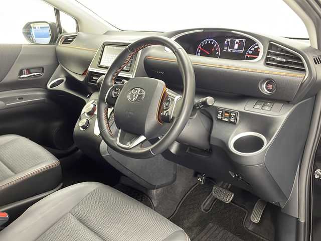 トヨタ シエンタ G クエロ 宮崎県 2018(平30)年 2.5万km クールボルドーガラスフレーク 禁煙車/トヨタセーフティセンス/純正ナビTV/（NSCD-W66/CD/AUX/Bluetooth/フルセグTV)/純正バックカメラ/純正ビルトインETC/純正LEDオートライト/純正フォグ/純正フロアマット/社外ドライブレコーダー/両側電動スライドドア/プリクラッシュセーフティ/レーンディパーチャーアラート/オートマチックハイビーム/オートエアコン/ウインカードアミラー/本革巻ハンドル/スマートキー/プッシュエンジンスタート/スペアキー/取扱い説明書/ナビ取扱い説明書