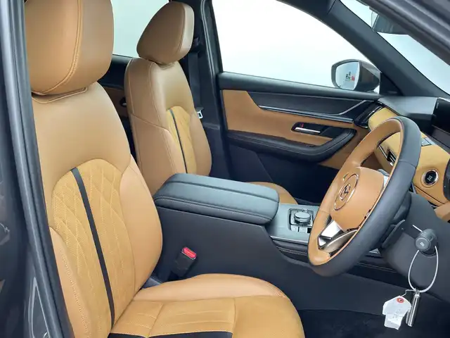 マツダ ＣＸ－６０ XD HV プレミアムスポーツ 新潟県 2023(令5)年 1.7万km マシーングレープレミアムM 4WD/サンルーフ/BOSEプレミアムサウンド/i-Activesense/純正SDナビ/(AM/FM/SD/フルセグ/Bluetooth)/全方位モニター/前後ドライブレコーダー/パワーバックドア/レーダークルーズコントロール/LEDオートライト/全席シートヒーター/前席エアシート/前席パワーシート/茶革シート/純正20インチアルミホイール/ブラインドスポットモニター/ステアリングヒーター/クリアランスソナー/置くだけ充電/スマートキー/ETC