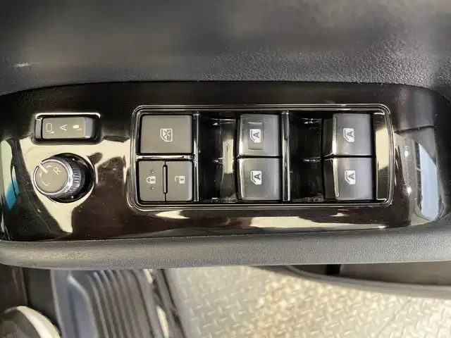 トヨタ アルファード S タイプゴールド 栃木県 2020(令2)年 4万km ブラック 純正ディスプレイオーディオ/（Bluetooth）/バックカメラ/モデリスタエアロ/ローダウン/トヨタセーフティセンス/コーナーセンサー/ETC2.0/両側パワースライドドア/ハーフレザーシート/オットマン/オートライト/LEDヘッドライト/横滑り防止装置/スマートキー/スペアキー/プッシュスタート/ウィンカーミラー/社外17インチアルミホイール/純正フロアマット/5面スモークフィルム施工済み