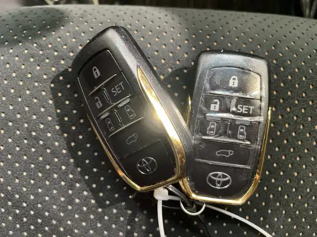 トヨタ アルファード S タイプゴールド 栃木県 2020(令2)年 4万km ブラック 純正ディスプレイオーディオ/（Bluetooth）/バックカメラ/モデリスタエアロ/ローダウン/トヨタセーフティセンス/コーナーセンサー/ETC2.0/両側パワースライドドア/ハーフレザーシート/オットマン/オートライト/LEDヘッドライト/横滑り防止装置/スマートキー/スペアキー/プッシュスタート/ウィンカーミラー/社外17インチアルミホイール/純正フロアマット/5面スモークフィルム施工済み