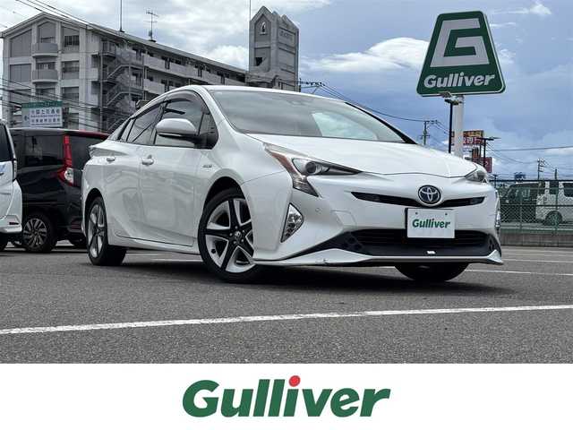 トヨタ プリウス A ツーリングセレクション 大分県 2016(平28)年 6.9万km ホワイトパールクリスタルシャイン ・純正ナビ(CD.DVD.SD.BT)/・バックカメラ/・ヘッドアップディスプレイ/・フルセグテレビ/・プリクラッシュセーフティ/・コーナーセンサー/・ブラインドスポットモニター/・レーダークルーズコントロール/・シートヒーター/・ステアリングリモコン/・オートハイビーム/・オートライト