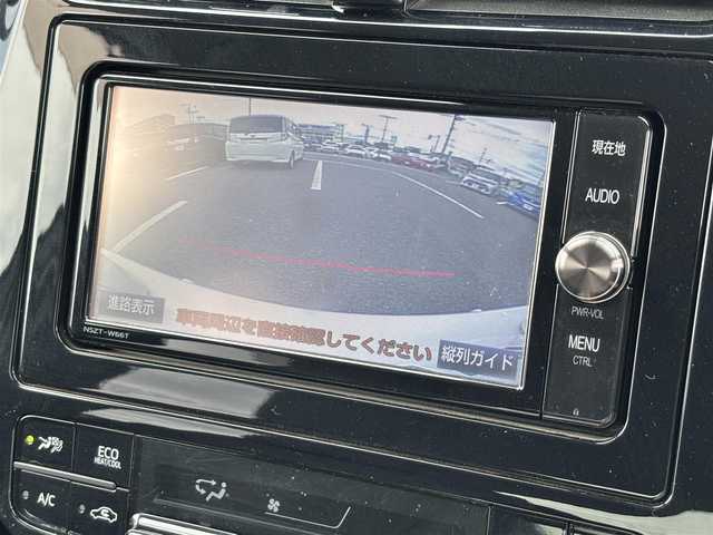 トヨタ プリウス A ツーリングセレクション 大分県 2016(平28)年 6.9万km ホワイトパールクリスタルシャイン ・純正ナビ(CD.DVD.SD.BT)/・バックカメラ/・ヘッドアップディスプレイ/・フルセグテレビ/・プリクラッシュセーフティ/・コーナーセンサー/・ブラインドスポットモニター/・レーダークルーズコントロール/・シートヒーター/・ステアリングリモコン/・オートハイビーム/・オートライト