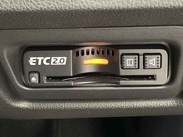 ホンダ ステップワゴン スパーダ eHEV G EXホンダS 岐阜県 2021(令3)年 5.9万km プレミアムスパークルブラックパール 純正10インチメモリナビ/　(AM/FM/CD/DVD/フルセグTV/Bluetooth)/バックカメラ/ホンダセンシング/衝突軽減ブレーキ/レーンキープアシスト/誤発進抑制機能/レーダークルーズコントロール/両側パワースライドドア/ハーフレザーシート/シートヒーター/革巻きハンドル/ビルトインETC2.0/純正ドライブレコーダー/LEDヘッドライト/電動パーキングブレーキ/純正アルミホイール/純正フロアマット/ドアバイザー