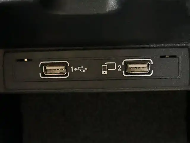 メルセデス・ベンツ ＣＬＡ１８０ Sブレイク AMG スタイル 愛媛県 2018(平30)年 6.7万km 茶 メーカーオプション純正ナビ/BT/AM・FM/CD/DVD/フルセグTV/ETC/前後ドライブレコーダー/ブラインドスポットモニター/前後コーナーセンサー/バックカメラ/レーンキープアシスト/衝突軽減システム/パーキングアシスト/アイドリングストップ/パドルシフト/追従型クルーズコントロール/harman kardonスピーカー/ガラスルーフ/D+N席シートヒーター・パワーシート/純正フロアマット/純正アルミホイール