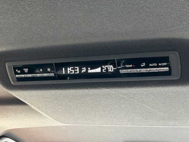 トヨタ グランエース プレミアム 茨城県 2020(令2)年 6.8万km ブラック 純正ナビ/（AM/FM/BT/Miracast）/全方位カメラ/デジタルインナーミラー/ブラインドスポットモニター/衝突軽減ブレーキ/レーダークルーズコントロール/全席パワーシート/エアシート・シートヒーター/両側パワースライドドア/黒革シート/ETC/ウッドコンビハンドル/スマートキー