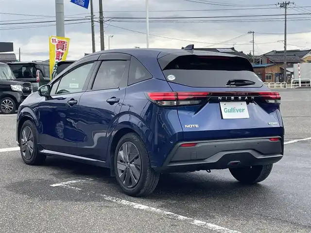 日産 ノート X 新潟県 2021(令3)年 3万km オーロラフレアブルーパール 純正メーカーオプションナビ(9インチ)/(AM/FM/HDMI/Bluetooth)/フルセグTV/プロパイロット/エマージェンシーブレーキ/デジタルインナーミラー/ブラインドスポットモニター/D/N席シートヒーター/ステアリングヒーター/電動パーキングブレーキ/ブレーキホールド/前後コーナーセンサー/LEDヘッドライト/ビルトインETC2.0/ステアリングスイッチ