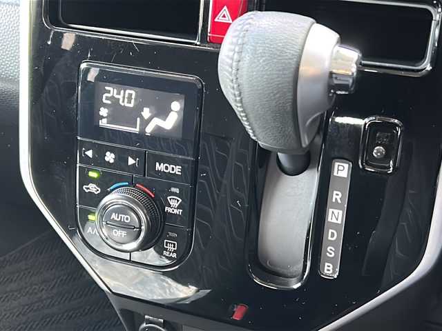 トヨタ ルーミー カスタムG 広島県 2019(令1)年 2.8万km ブラックマイカメタリック 禁煙車/スマートアシスト/・プリクラッシュセーフティ/・LDA/・オートマチックハイビーム/・先行車発進お知らせ/クリアランスソナー/クルーズコントロール/イクリプス７型ナビ（AVN-P9W）/・CD/DVD/DTV/Bluetooth/SD/MUSICJUKE/バックカメラ/両側パワースライドドア/革巻きステアリング/ステアリングスイッチ/オートライト/LEDヘッドライト/フォグランプ/純正ドライブレコーダー（DRT-H68A）/ビルトインETC/スマートキー/プッシュスタート/スペアキー/純正14インチアルミホイール/純正フロアマット/ドアバイザー