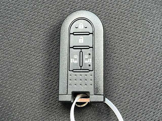 トヨタ ルーミー カスタムG 広島県 2019(令1)年 2.8万km ブラックマイカメタリック 禁煙車/スマートアシスト/・プリクラッシュセーフティ/・LDA/・オートマチックハイビーム/・先行車発進お知らせ/クリアランスソナー/クルーズコントロール/イクリプス７型ナビ（AVN-P9W）/・CD/DVD/DTV/Bluetooth/SD/MUSICJUKE/バックカメラ/両側パワースライドドア/革巻きステアリング/ステアリングスイッチ/オートライト/LEDヘッドライト/フォグランプ/純正ドライブレコーダー（DRT-H68A）/ビルトインETC/スマートキー/プッシュスタート/スペアキー/純正14インチアルミホイール/純正フロアマット/ドアバイザー