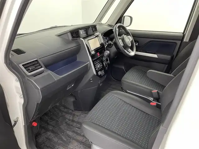 トヨタ ルーミー カスタムG－T 埼玉県 2021(令3)年 4万km 白 純正ナビ/(AM/FM/Bluetooth/フルセグTV)/レーダークルーズコントロール/ビルトインETC2.0/両側パワースライドドア/バックカメラ/社外フロアマット/ドライブレコーダー/純正15インチアルミホイール/スマートキー/LEDヘッドライト/パワーステアリング/パワーウィンドウ