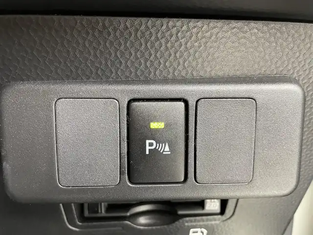 トヨタ ルーミー カスタムG－T 埼玉県 2021(令3)年 4万km 白 純正ナビ/(AM/FM/Bluetooth/フルセグTV)/レーダークルーズコントロール/ビルトインETC2.0/両側パワースライドドア/バックカメラ/社外フロアマット/ドライブレコーダー/純正15インチアルミホイール/スマートキー/LEDヘッドライト/パワーステアリング/パワーウィンドウ